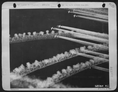 Thumbnail for Vapor Trails > CELESTIAL PATTERNS--On their way to strike the heart of Hitler's domain, Berlin, Boeing B-17 Flying ofrtresses of the U.S. 8th Air force leave fleecy vapor trails as they roar overhead. 452nd Bomb Group.