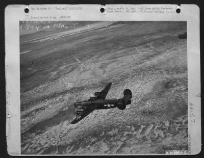 Consolidated > Consolidated B-24 England