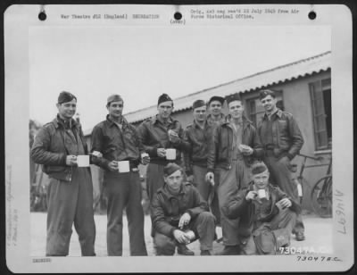 Thumbnail for Consolidated > Crew Of The 96Th Bomb Group Enjoy Coffee And Doughnuts After Returning From A Mission Over Enemy Territory.  England, 4 July 1943.