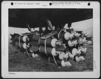 General > Unusual Picture Of Fragmentation Bomb Clusters On A Republic P-47 'Thunderbolt'.  England, 15 February 1944.