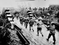 Thumbnail for 1024px-Americans_cross_Siegfried_Line.jpg