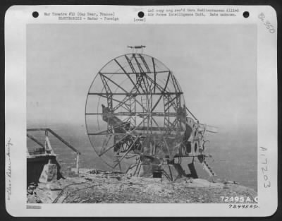 Thumbnail for Radar > German Wurzburg Riese Radar Installation At Cap Bear, France.  [Wurzburg Riese Fumg 65 Radar.]