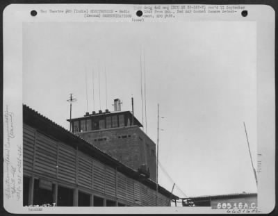 Consolidated > As Seen On Tower, From Left To Right: 1 - Corners Of Tower Holds The Yt Beacon (Radio) 2 - Four Straight Poles On The Receiving Antennae Of The Four Radios In The Control Tower 3 - Radio Antennae Scr 729 - To Check The Identification - Friend Of Foe Of Pl