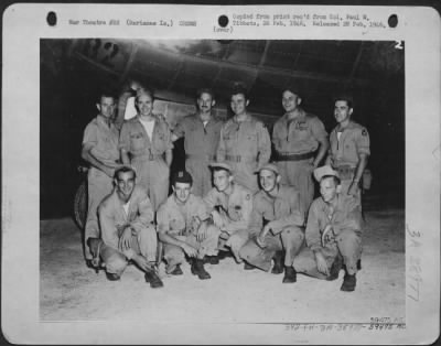 Thumbnail for Consolidated > L To R, Standing:  Lt. Colonel John Porter, Ground Maintenance Officer On B-29 'Enola Gay' Which Atom Bombed Hiroshima, Japan; Major (Then Capt.) Theodore J. (Dutch) Van Kirk, Navigator; Major Thomas W. Ferebee, Bombardier; Colonel Paul W. Tibbets, 509Th