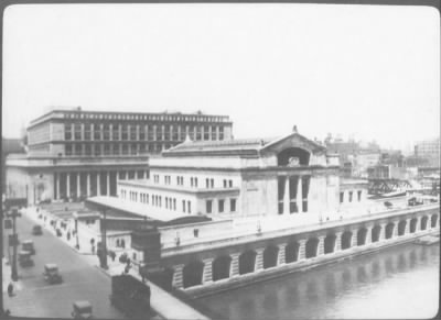 Thumbnail for Public Building in the U.S. > General