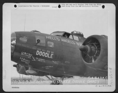 Thumbnail for ␀ > Boeing B-17 "Flying Fortress" Nicknamed "Yankee Doodle Dandy".  303Rd Bomb Group, England. 4 April 1944.