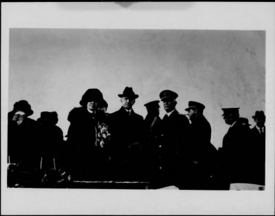 1924 > President and Mrs. Coolidge with Admiral Moffet at Bolling Field