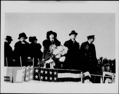 Thumbnail for 1924 > President and Mrs. Coolidge with Admiral Moffet at Bolling Field