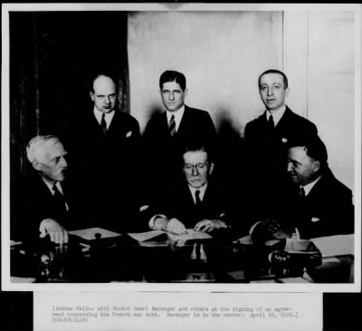 1926 > Andrew Mellon with Victor Henri Berenger signing a treaty re: French war debt