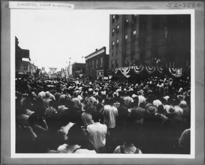 1952 > In Washington, at his retirement