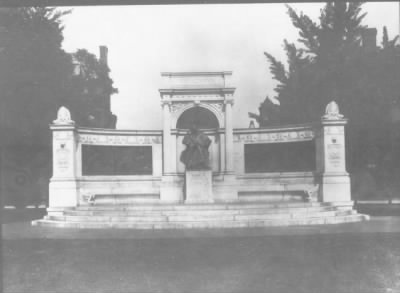 Washington, DC, 1870-1950 > Statues and Memorials