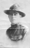 robert bob hendrixson WWI photo.jpg