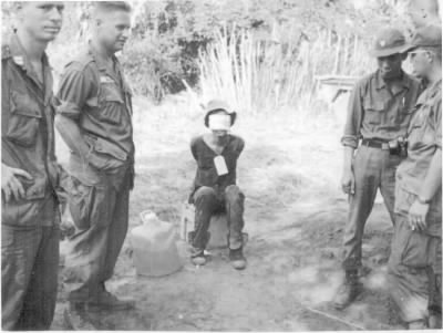 Thumbnail for 1966-1972 Vietnam Photos Uncaptioned > ␀