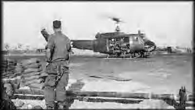 Thumbnail for 1966-1972 Vietnam Photos Uncaptioned > ␀