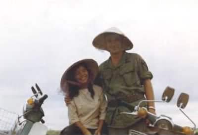 Thumbnail for 1966-1972 Vietnam Photos Uncaptioned > ␀