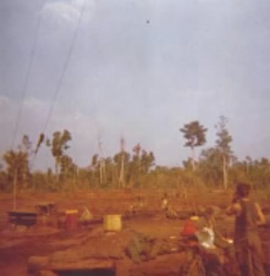 Thumbnail for 1966-1972 Vietnam Photos Uncaptioned > ␀