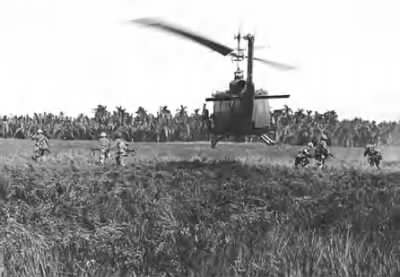 Thumbnail for 1966-1972 Vietnam Photos Uncaptioned > ␀