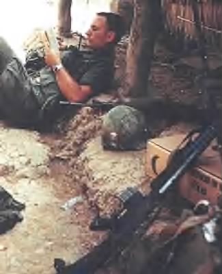 Thumbnail for 1966-1972 Vietnam Photos Uncaptioned > ␀