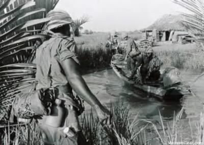 Thumbnail for 1966-1972 Vietnam Photos Uncaptioned > ␀