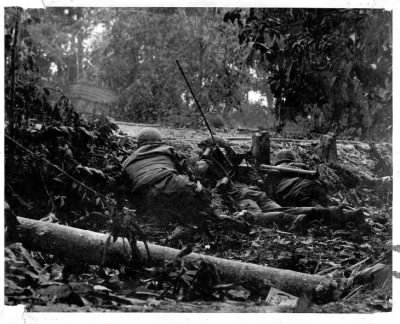 Thumbnail for 1966-1972 Vietnam Photos Uncaptioned > ␀