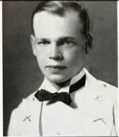 Thumbnail for CPT Paul J Thomson USMC VMI Class of 1941.PNG