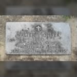 Walter L Oliver headstone